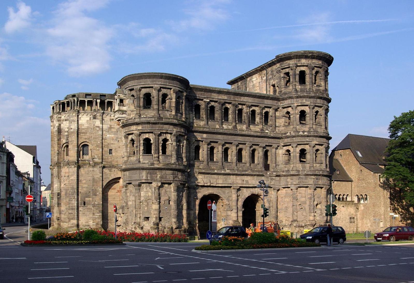 Blick Auf Den Weinberg - Apartment Mit Balkon Trier Exterior photo